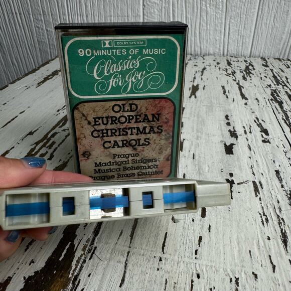 Classics of Joy Old European Christmas Carols Cassette Tape Vintage CFJ040 - Picture 6 of 6